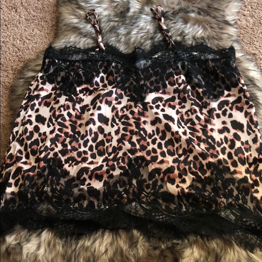 Leopard print lace detail silky cami 1X